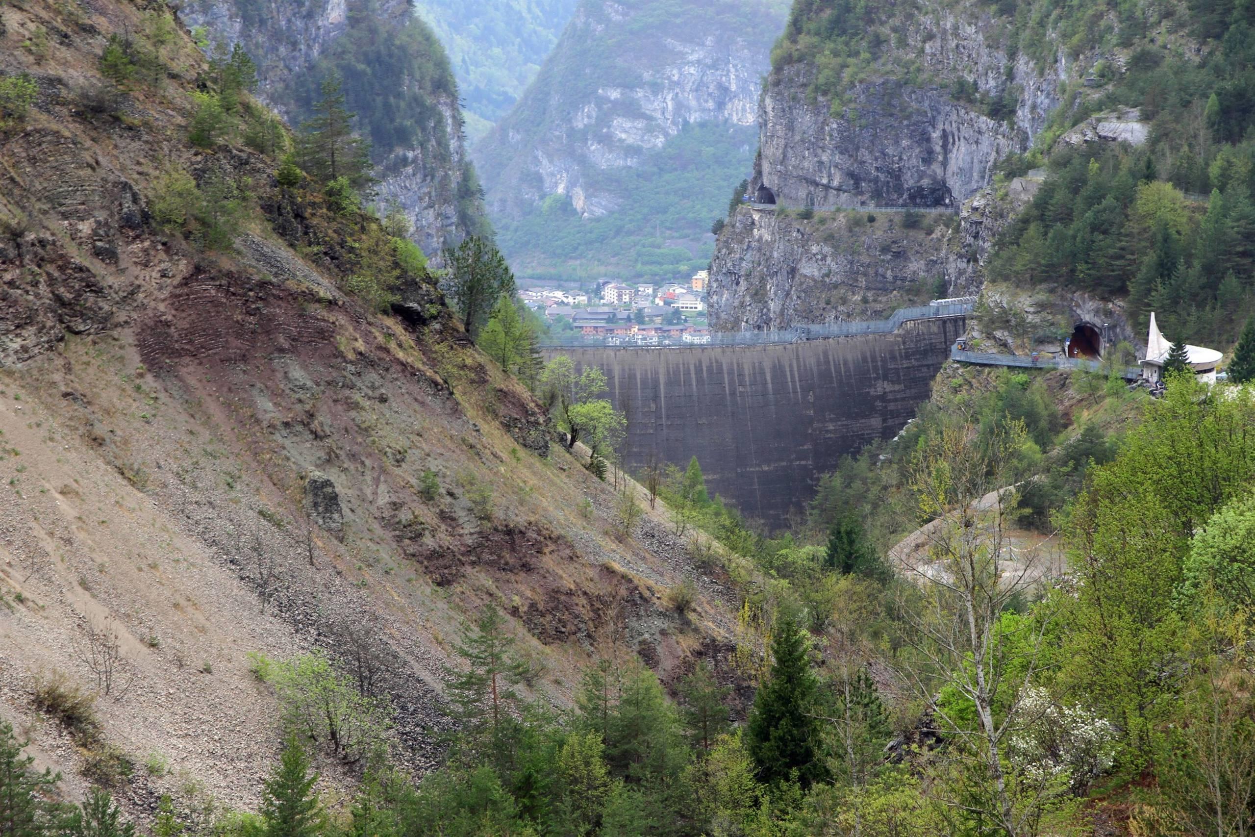 La Diga - il 60° anniversario del disastro del Vajont 